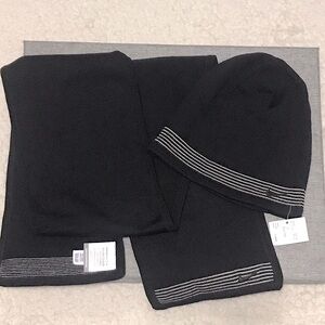 NIKE CAP & SCARF SET